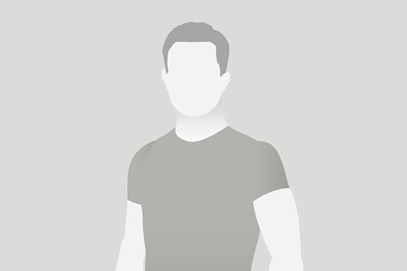 Grafische Darstellung einer anonymen Person mit neutralem Hintergrund und grauem T-Shirt, Gesicht nicht sichtbar.