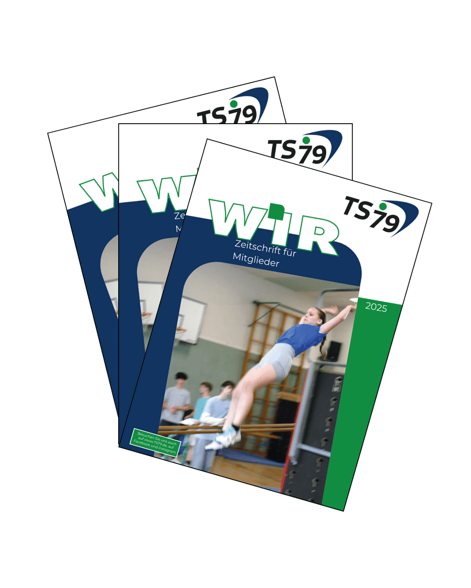 Drei Zeitschriften der TS79 mit dem Titel "WIR" und einer Sportlerin beim Hochsprung im Hintergrund.